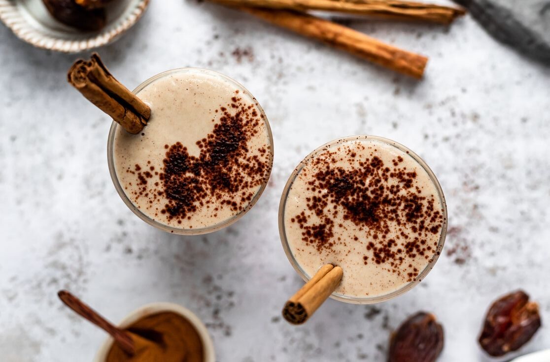 Date and Biscuit Smoothie