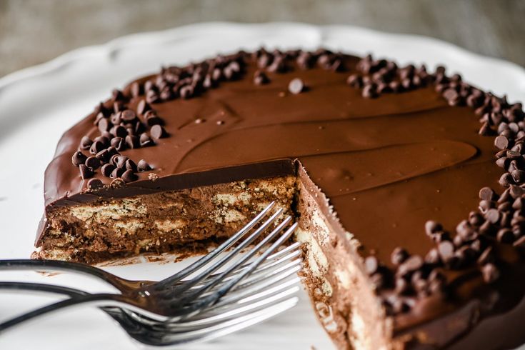 Chocolate Biscuit Cold Cake